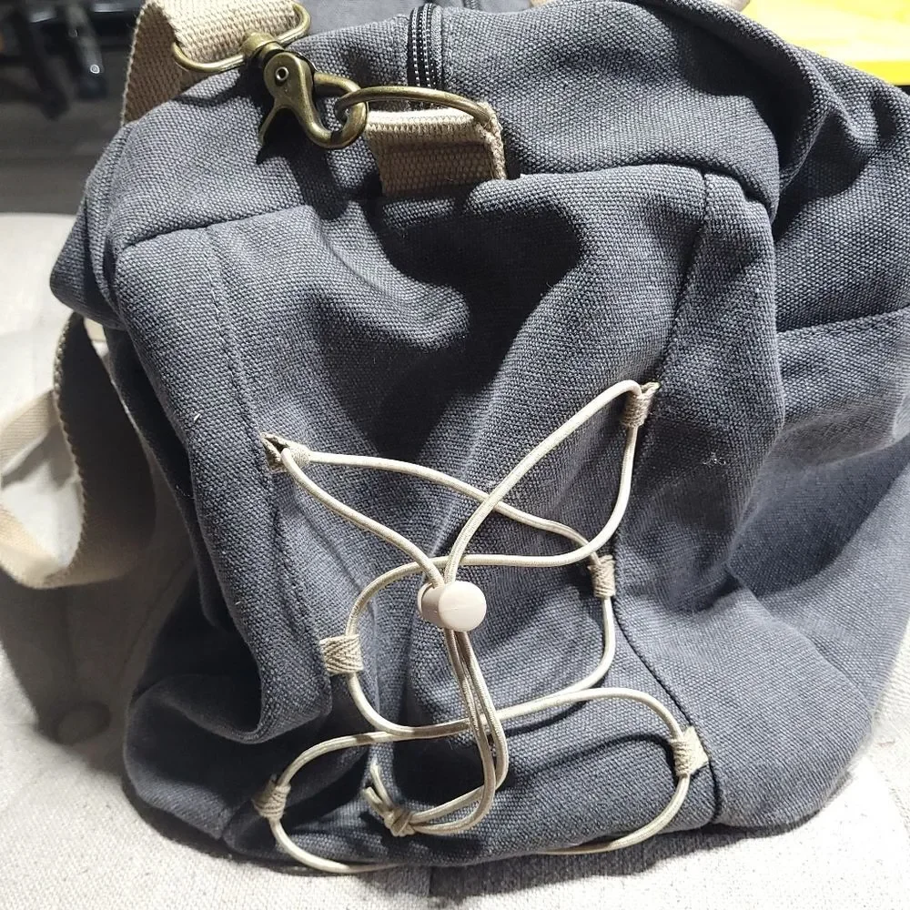 Field & Co. Venture Gray 16